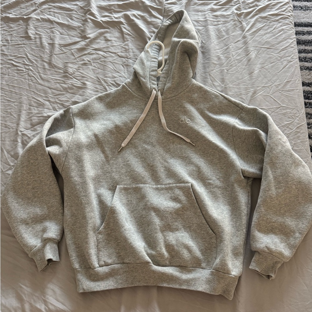 Alo hoodie